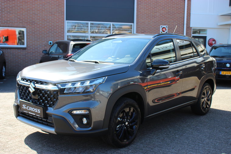 Vehicle Image 13