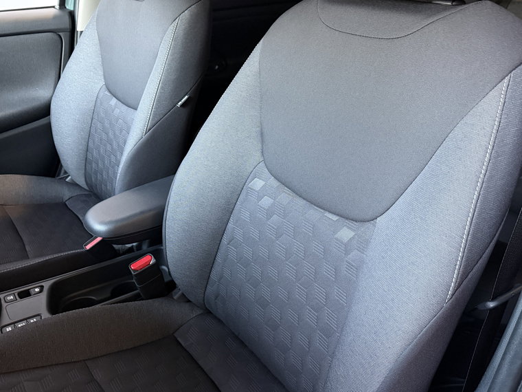 Vehicle Image 17