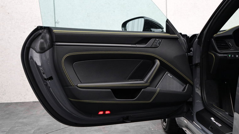 Vehicle Image 41