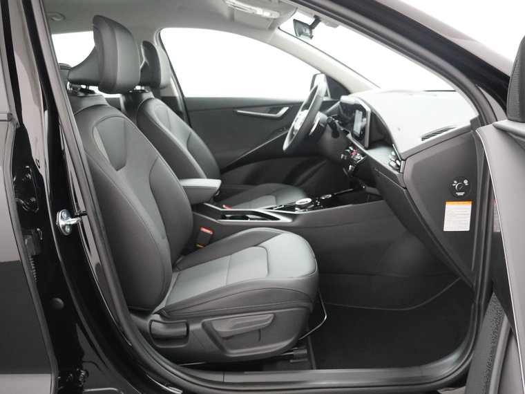 Vehicle Image 37