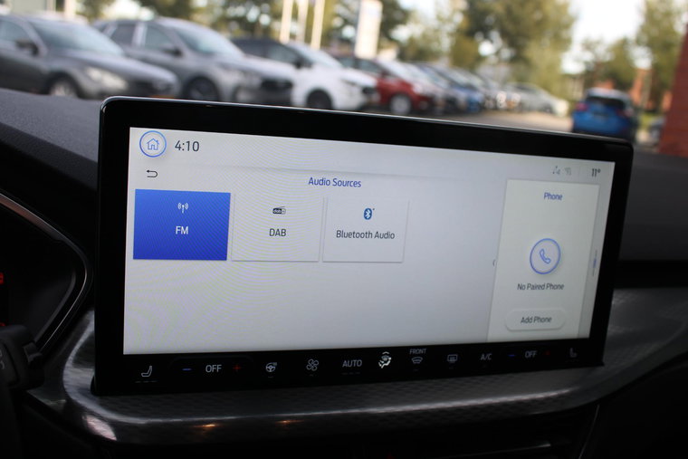 Vehicle Image 13