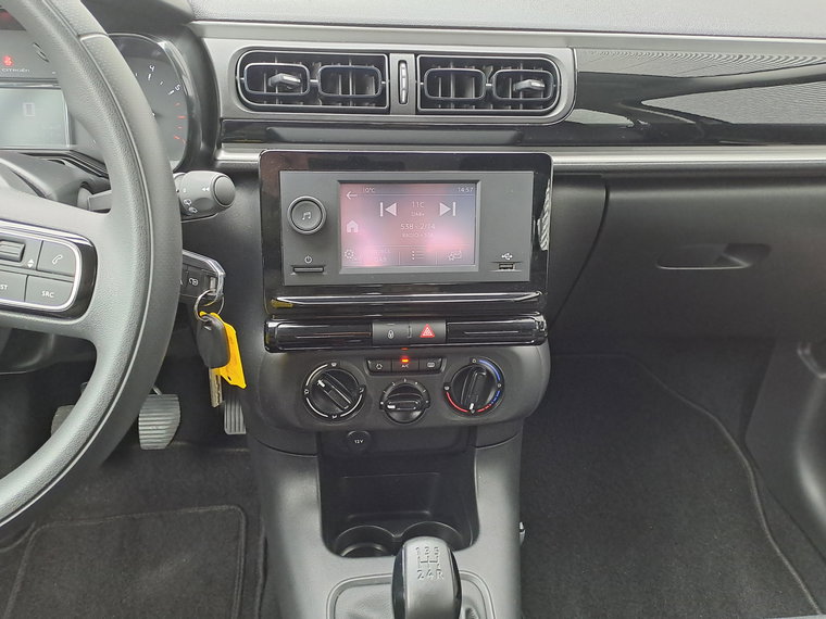Vehicle Image 28