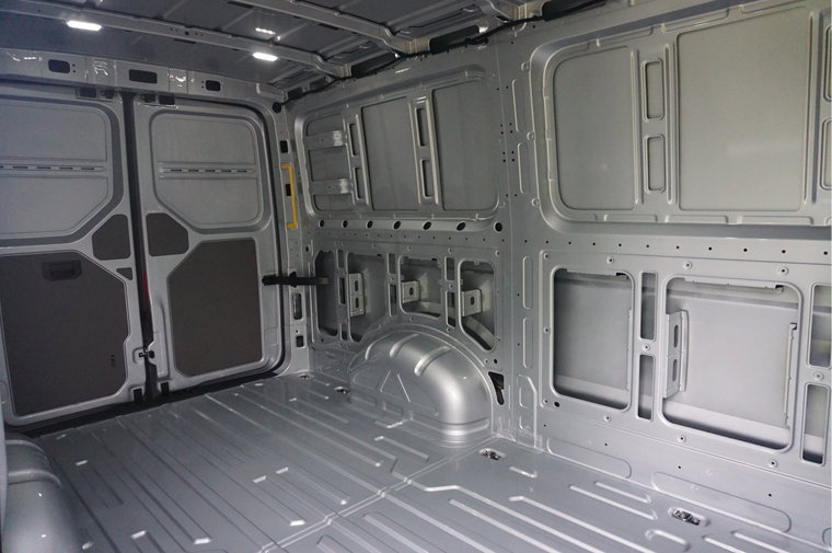 Vehicle Image 8