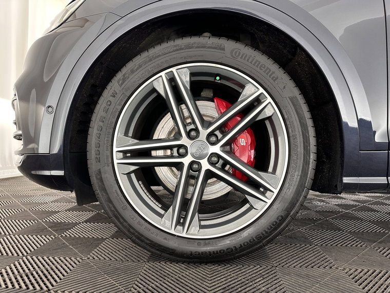 Vehicle Image 30