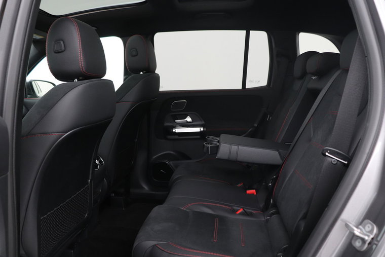 Vehicle Image 48