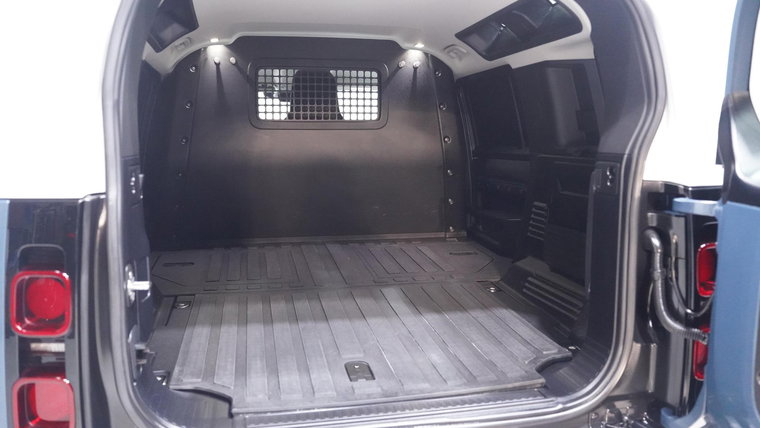 Vehicle Image 12