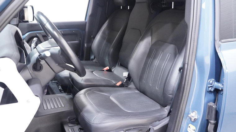 Vehicle Image 19