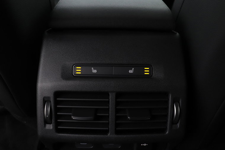 Vehicle Image 52
