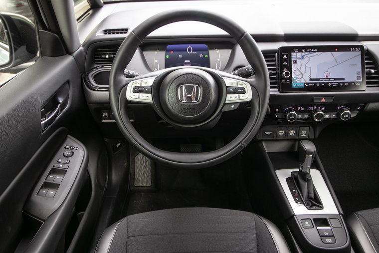 Vehicle Image 15