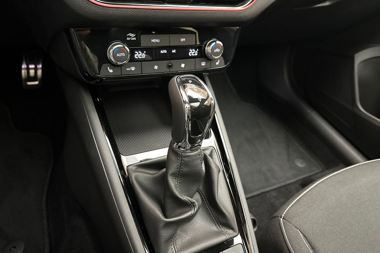 Vehicle Image 37