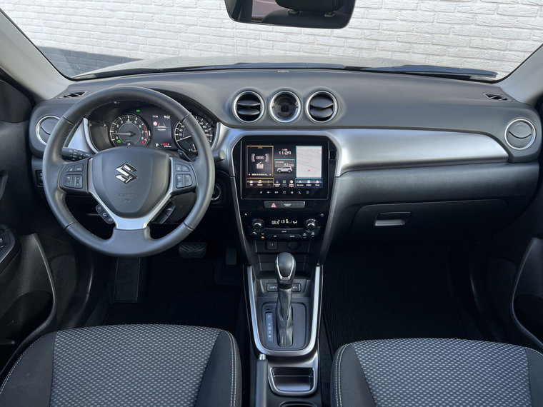 Vehicle Image 17