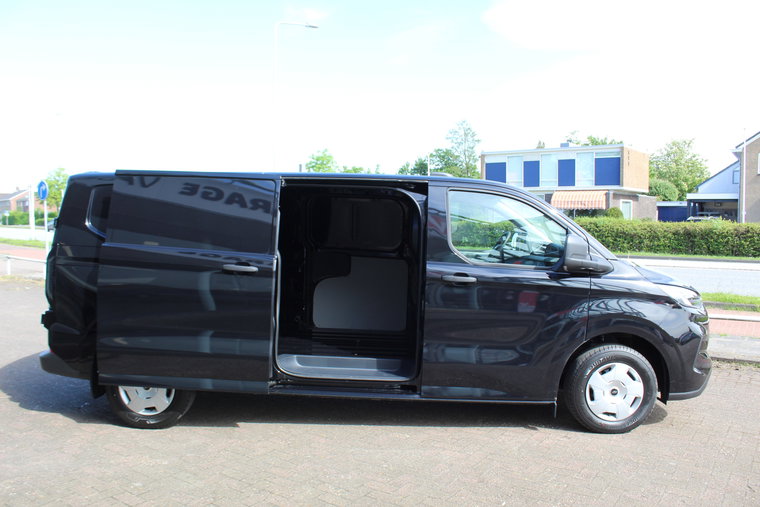 Vehicle Image 36