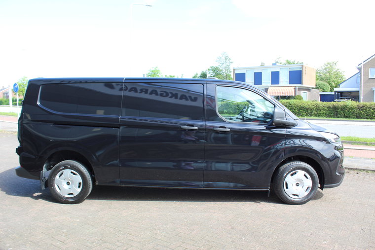 Vehicle Image 37