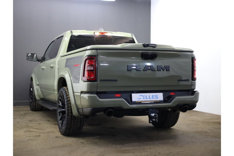 Vehicle Image 26
