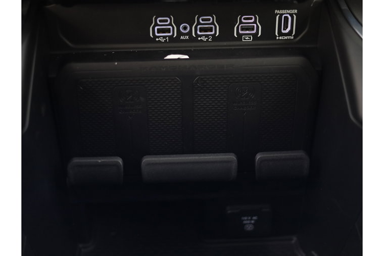 Vehicle Image 42