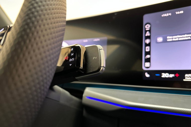 Vehicle Image 30