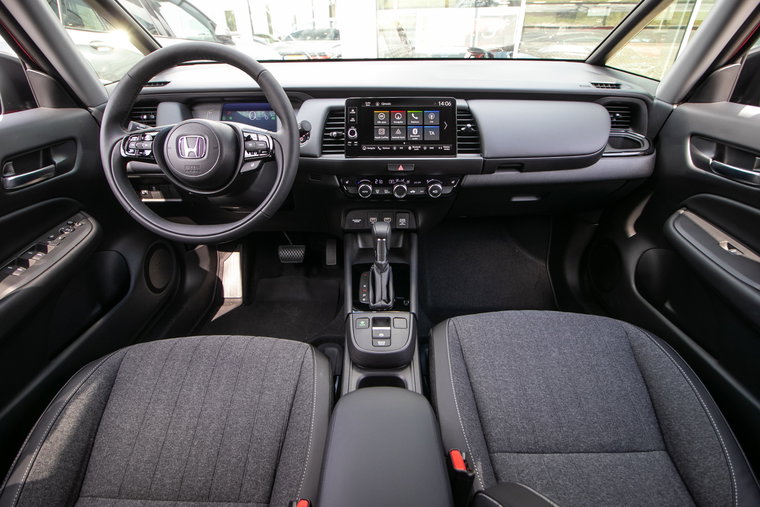 Vehicle Image 14