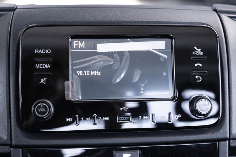 Vehicle Image 30