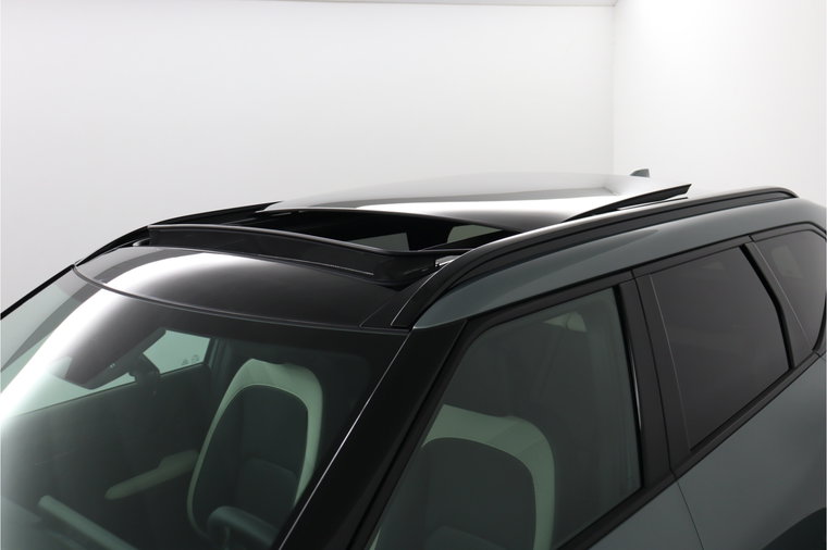 Vehicle Image 35