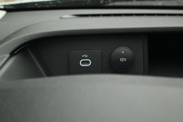 Vehicle Image 28