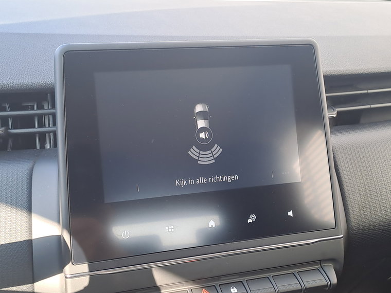 Vehicle Image 33