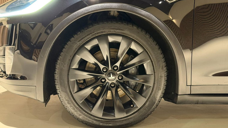 Vehicle Image 36
