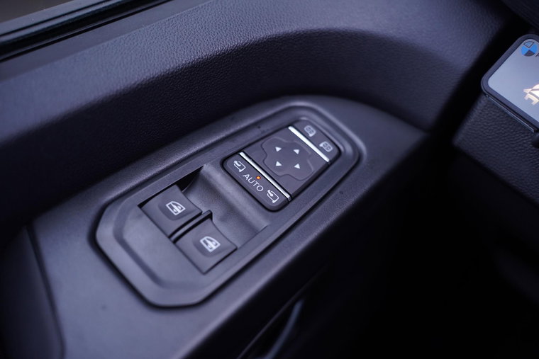 Vehicle Image 45