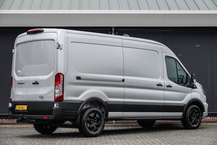 Vehicle Image 36