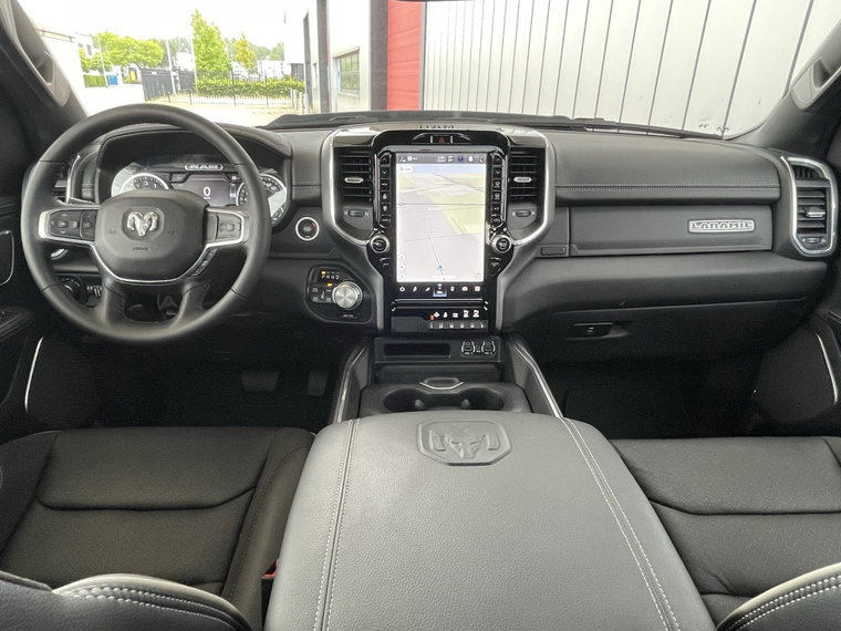 Vehicle Image 40