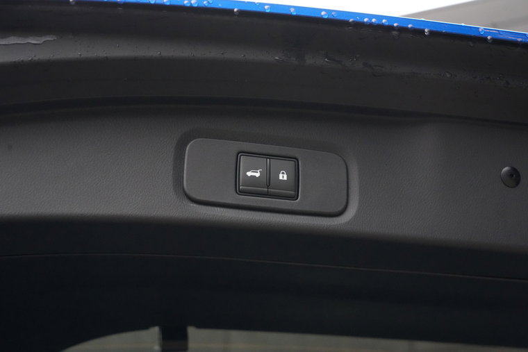 Vehicle Image 28