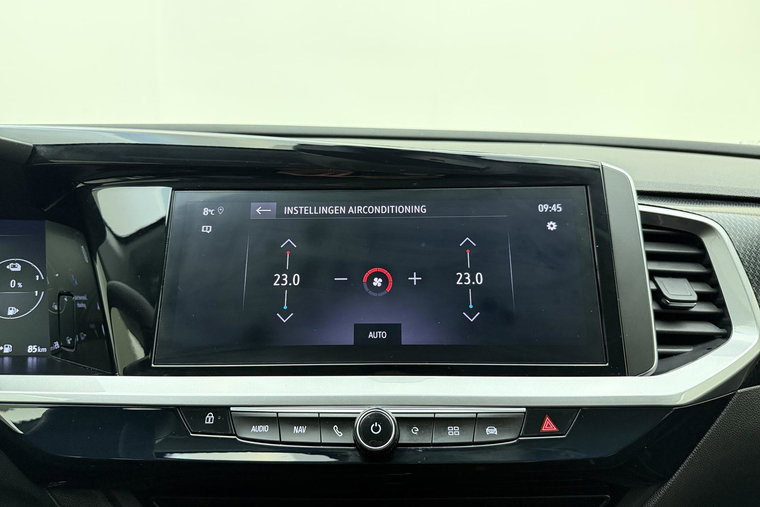 Vehicle Image 30