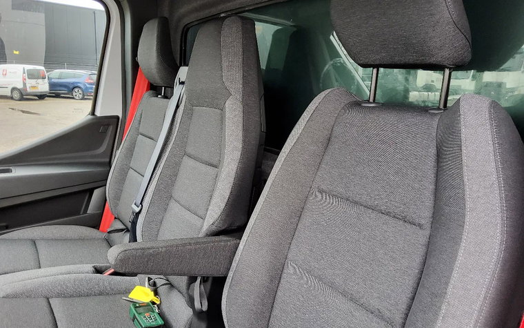 Vehicle Image 22