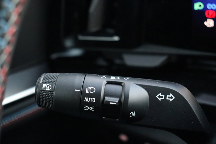 Vehicle Image 40