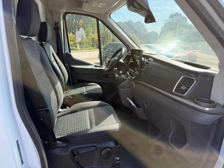 Vehicle Image 31