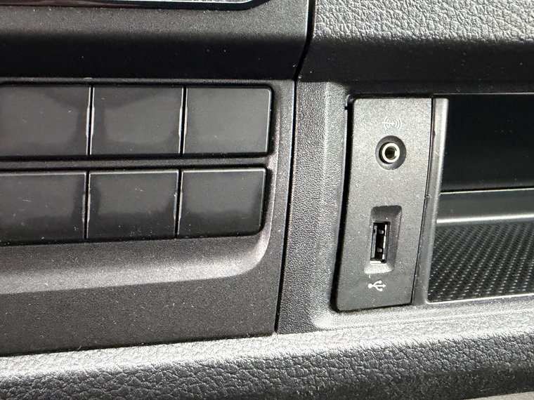 Vehicle Image 47