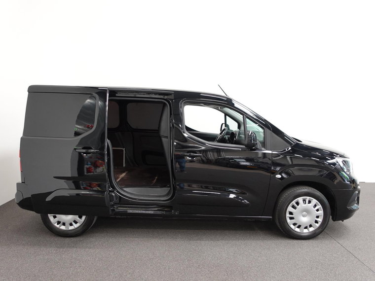 Vehicle Image 27