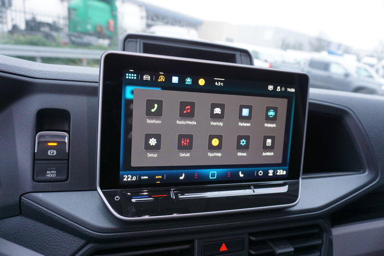 Vehicle Image 8
