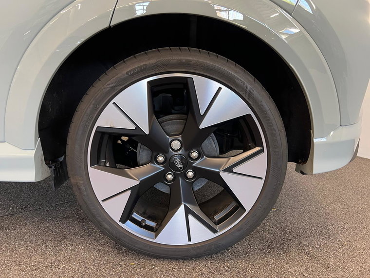 Vehicle Image 37