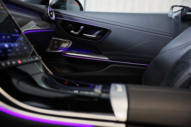 Vehicle Image 30