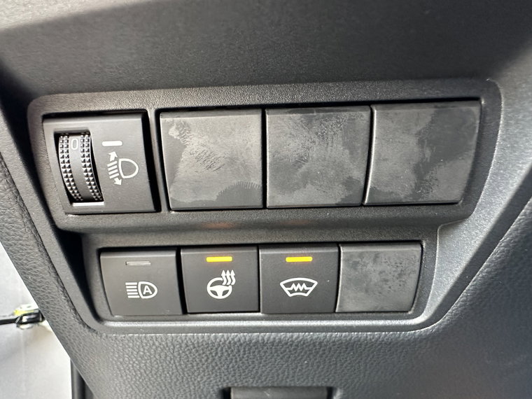 Vehicle Image 28