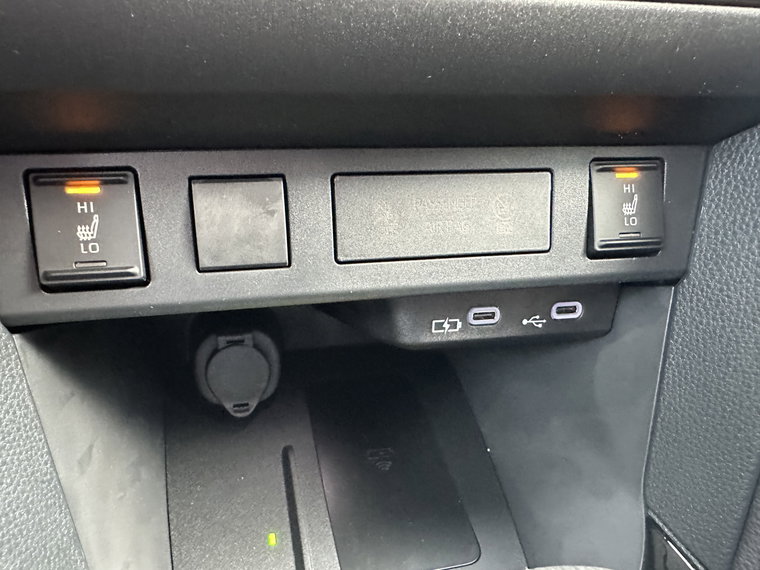 Vehicle Image 37