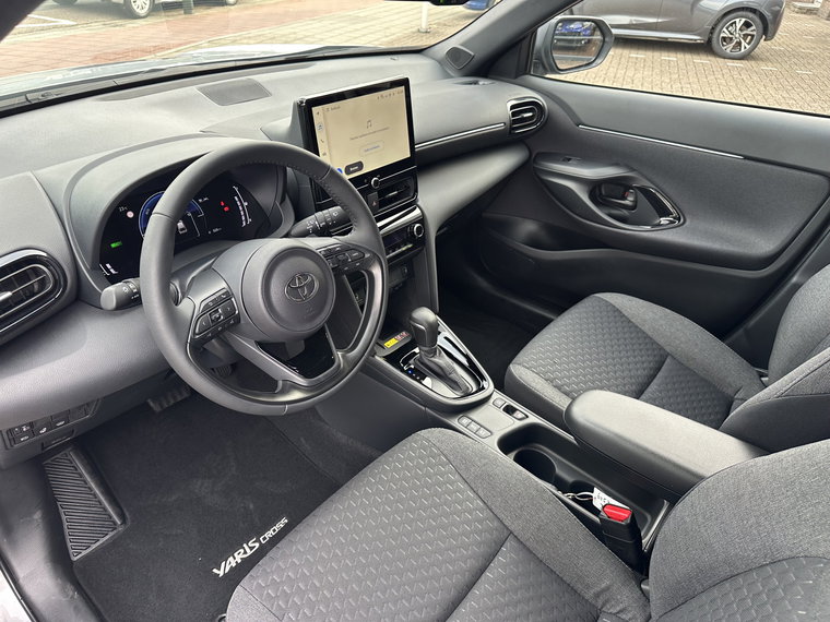 Vehicle Image 6