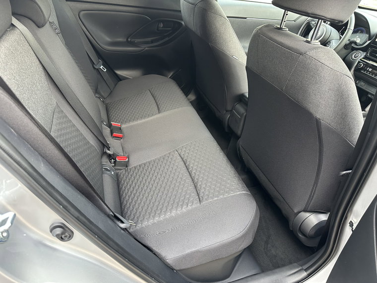 Vehicle Image 48