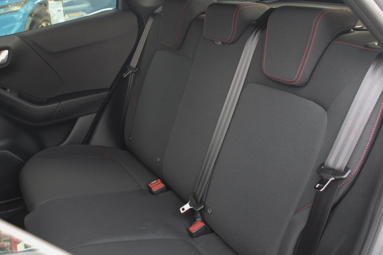 Vehicle Image 14