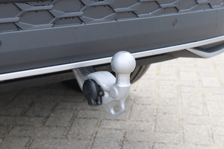 Vehicle Image 43