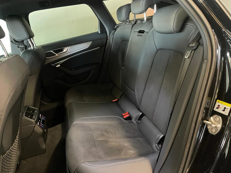 Vehicle Image 45