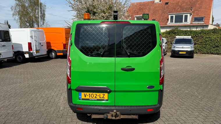 Vehicle Image 10