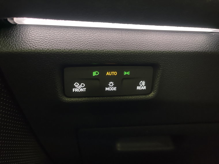 Vehicle Image 36