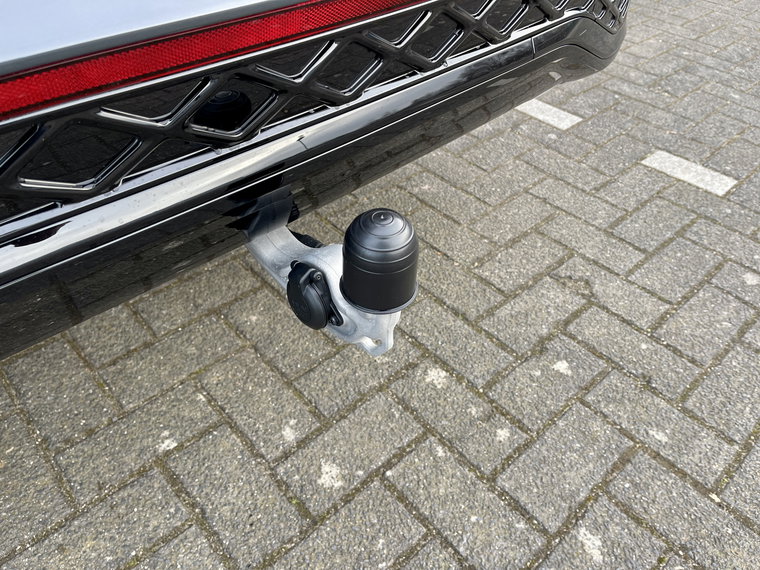 Vehicle Image 45