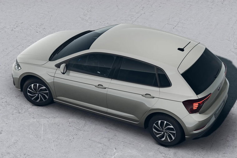 Vehicle Image 9